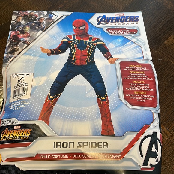 Spider-Man costume - Picture 2 of 5